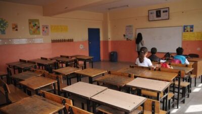 Bursa’da yüz yüze eğitim bilmecesi! Sınıflar boş kaldı…