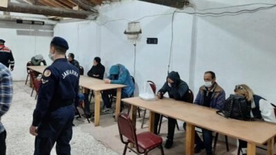 Tavuk çiftliğine kumar baskını