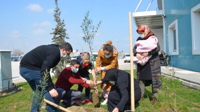 Bursa’da anlamlı uygulama! Bu hastanede doğanların adı ölümsüzleşiyor… Bursa'da Kestel Devlet Hastanesi’nde normal doğumla dünyaya gelen her bebek
