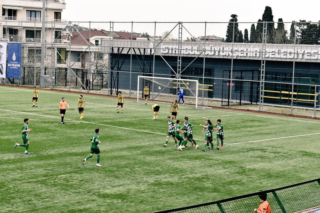 Bursaspor lideri vurdu ama yıkamadı! Bursaspor lideri vurdu ama yıkamadı!