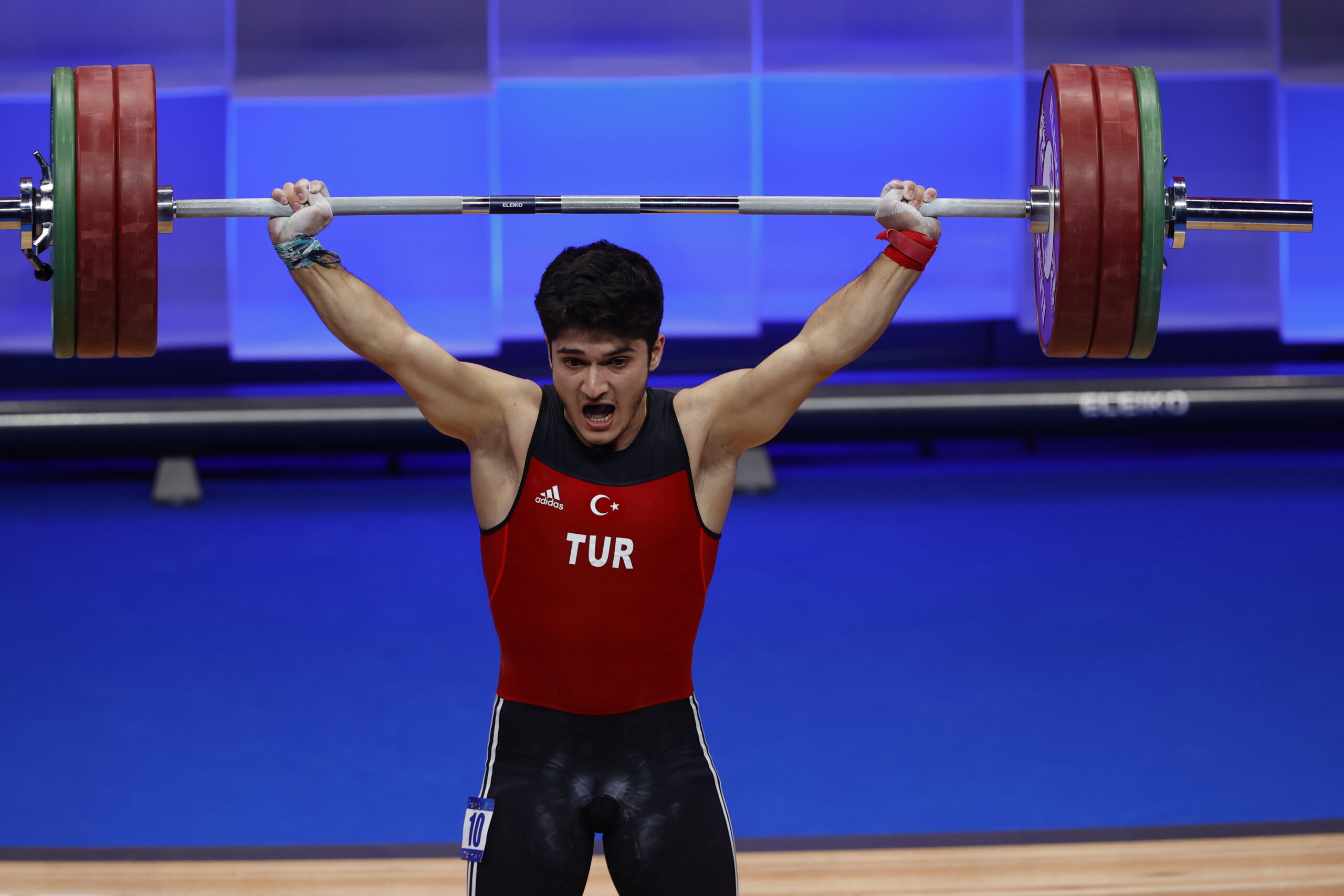 Halterde büyük başarı! Avrupa Şampiyonası’nda iki altın…