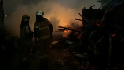 Bursa’da büyük panik! Hurdacıda yangın çıktı…