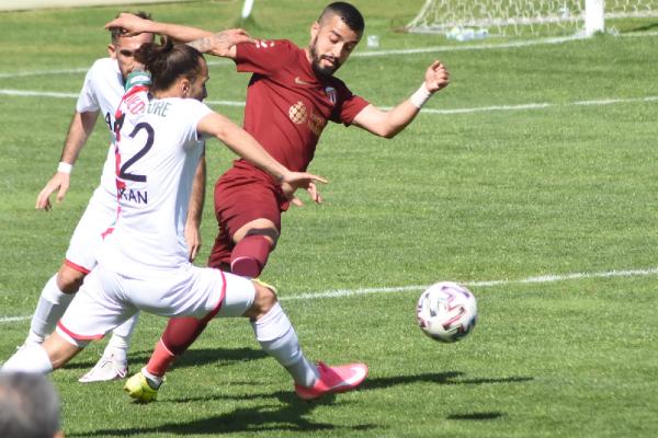 Misli.com 2. Lig Beyaz Grup'ta İnegölspor, evinde ağırladığı AMED Sportif
