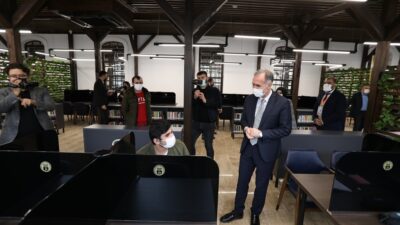 İnegöl’e yeni nöbetçi kitaphane hizmete girdi