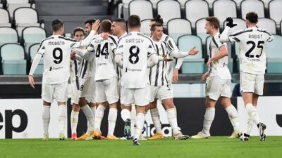 İtalya Birinci Futbol Ligi (Serie A) takımlarından Juventus'un teknik direktörü