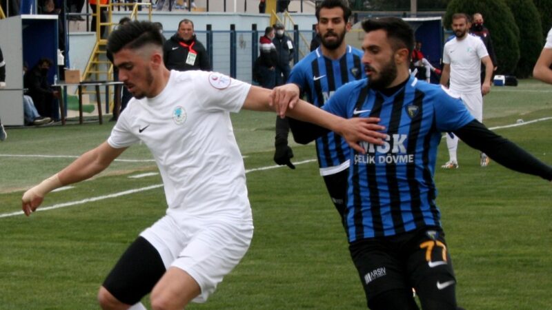 Geçen hafta Elazığspor'a 6 gol atan Karacabey Belediyespor, Bayburt Özel