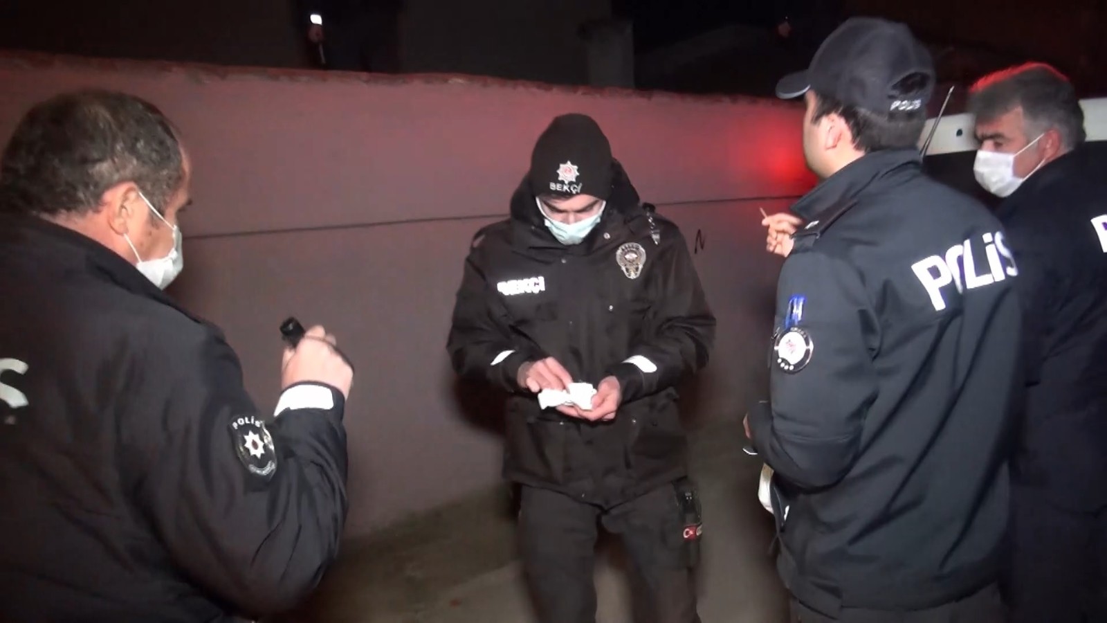 Bursa’da kısıtlama saatinde hareketli dakikalar