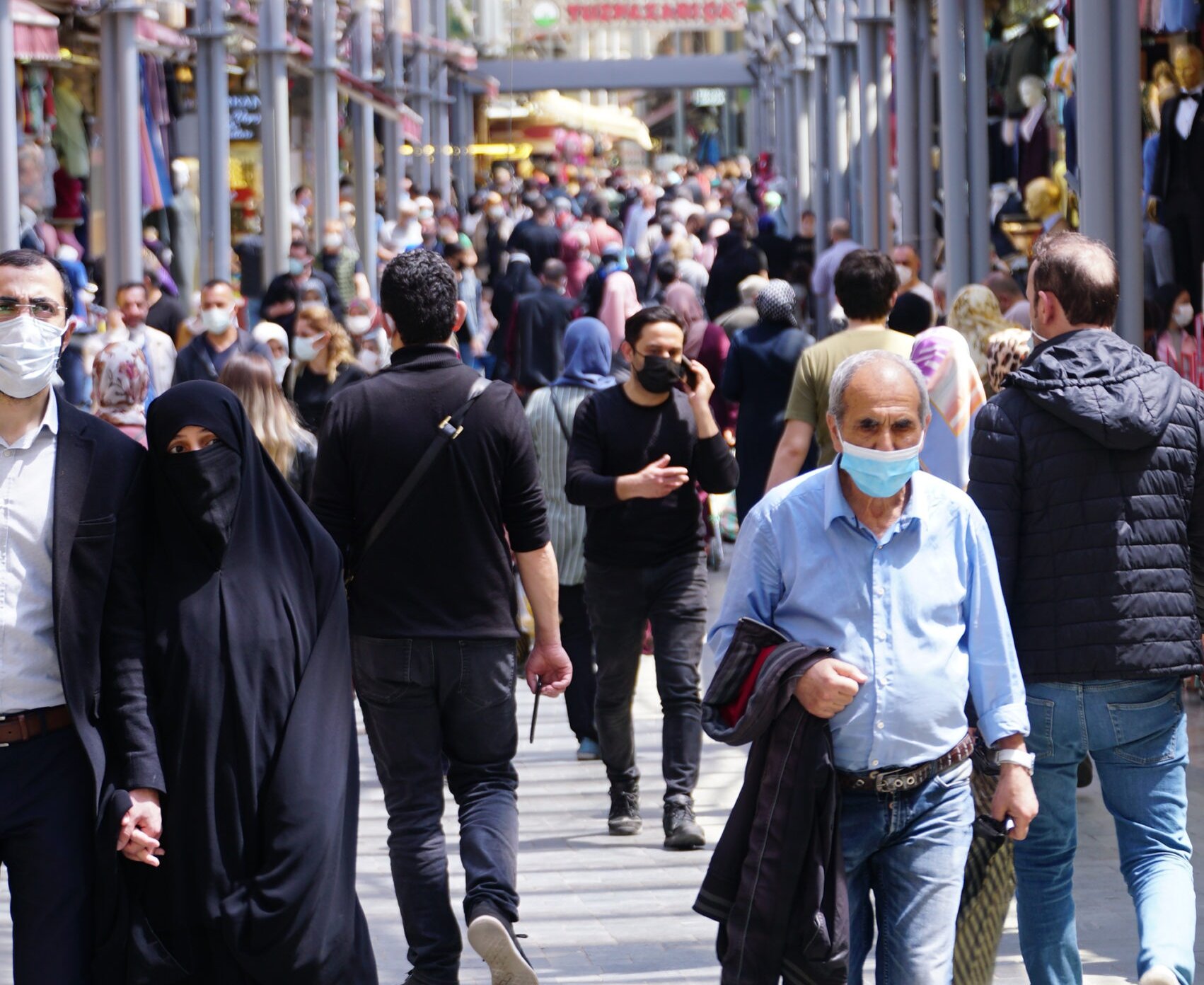 Bursa’da trafik resmen kitlendi! Tam koronalık görüntüler…