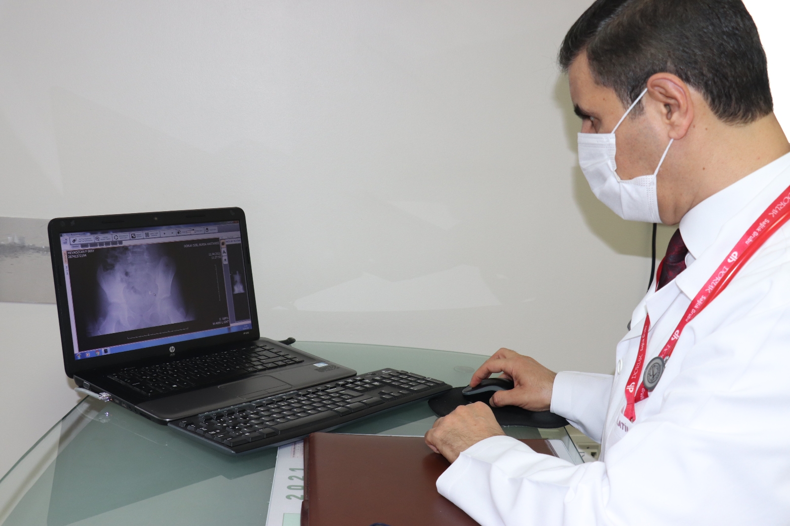 Bursalı küçük Meva ölümden döndü