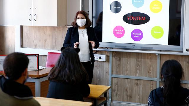 Milli Eğitim Bakanı duyurdu! Flaş aşı açıklaması