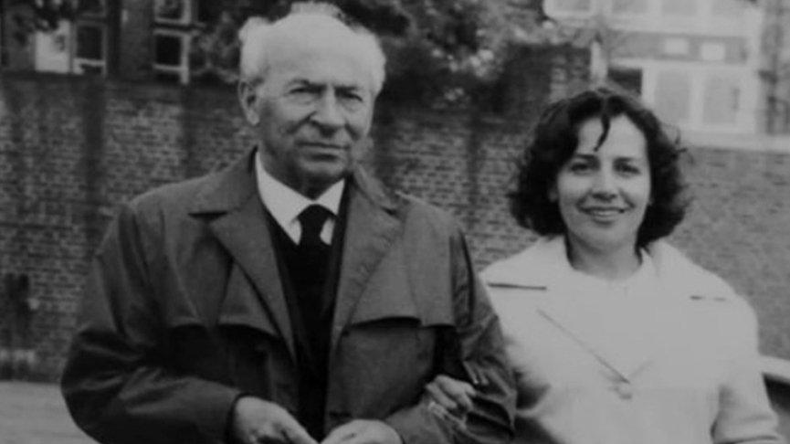 Usta tiyatrocu hayatını kaybetti