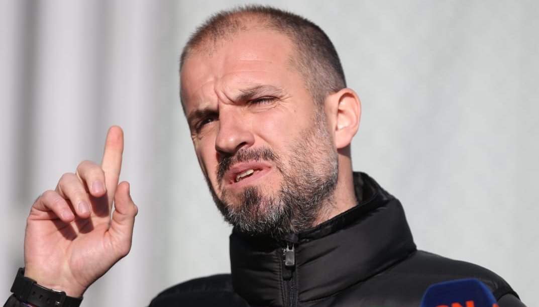 Mustafa Er Bursaspor’dan ayrılıyor mu?