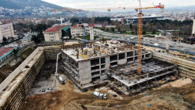 Osmangazi Meydanı dualarla yükseliyor