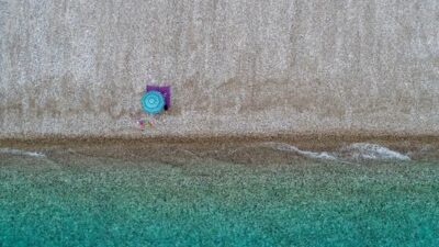 Antalya’da denetim arttı, sahil boşaldı