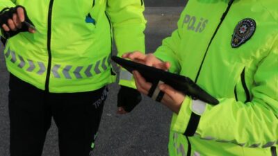 Eski konsolosluk binasına kumar baskını: 39 kişi yakalandı