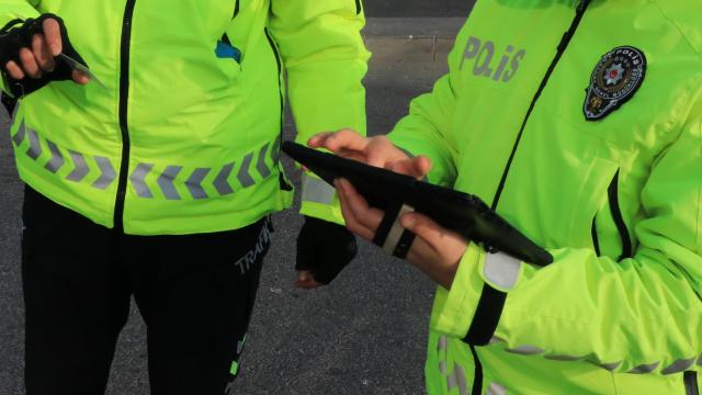 Eski konsolosluk binasına kumar baskını: 39 kişi yakalandı