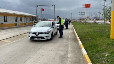 Bursa’da polis ve jandarma şehrin giriş çıkışlarında göz açtırmıyor