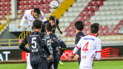 TFF 1.Lig'de 32. hafta maçları tamamlandı... Giresunspor'un İzmir'de puan kaybetmesiyle