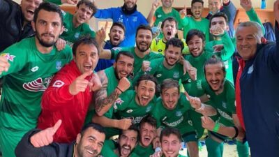 3.Lig 4. Grup'ta zirve mücadelesi veren Bursa Yıldırımspor, 48 puanlı