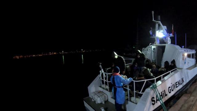 Yunanistan geri itti, 40 sığınmacıyı Türkiye kurtardı