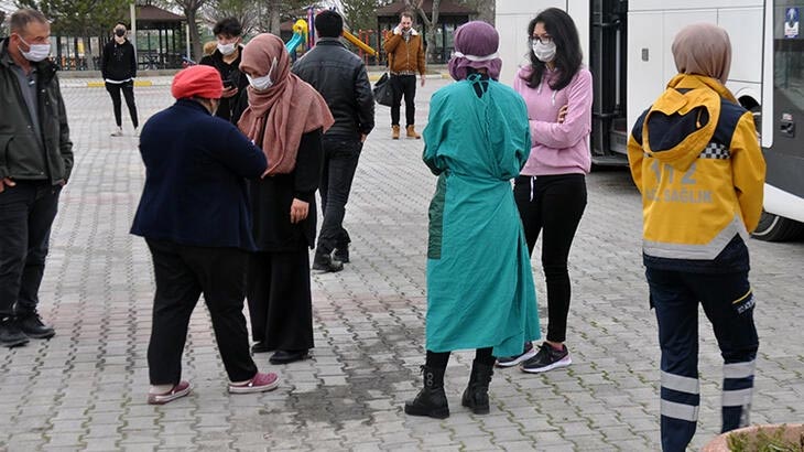 Otobüsteki kadının testi pozitif çıktı! 15 yolcu ve 2 şoför karantinaya alındı