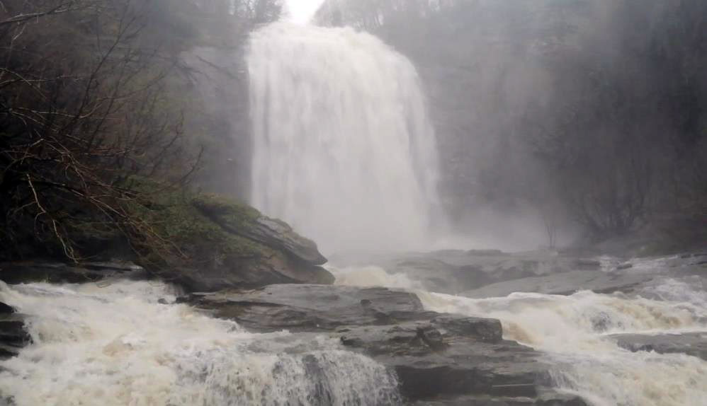 Bursa’nın ünlü şelalesi coştu! 100 metre yaklaşan sırılsıklam oldu Bursa’nın ünlü şelalesi coştu! 100 metre yaklaşan sırılsıklam oldu