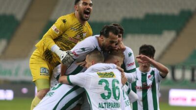 Bursaspor ligin en kritik maçına çıkıyor!