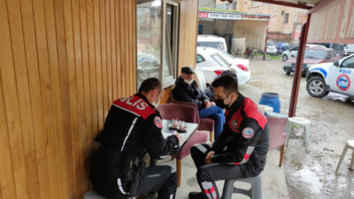 Bursa’da çay ocağındaki 11 kişiye cezası