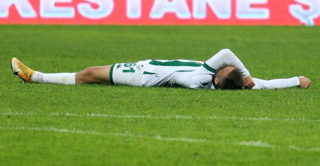 Bursaspor’da koca bir sezon nasıl heba edildi? Bursaspor’da koca bir sezon nasıl heba edildi?
