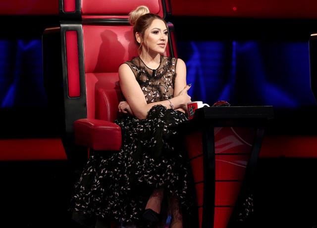 Yasak aşk iddiası Hadise’yi koltuğundan etti! Flaş ayrılık… Yasak aşk iddiası Hadise’yi koltuğundan etti! Flaş ayrılık…