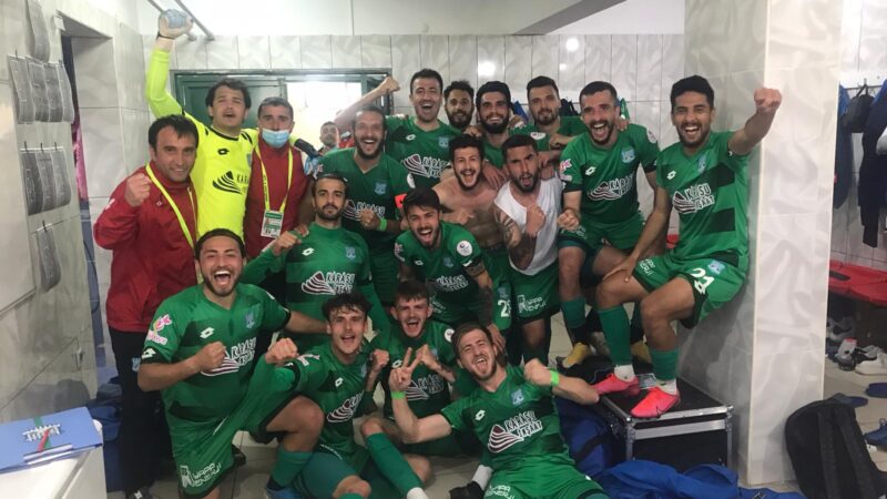 Lider Adıyaman 1954'ün Silivrispor'u 84'te bulduğu golle 2-1 yenmesiyle zirveyi