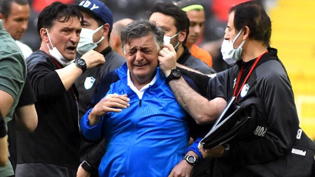 Süper Lig ekibi BB Erzurumspor, teknik direktör Yılmaz Vural'la yollarını