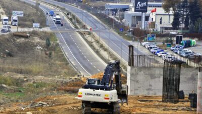 Bursa’da 14 yıldır bitirilemeyen yol yine nazara geldi!