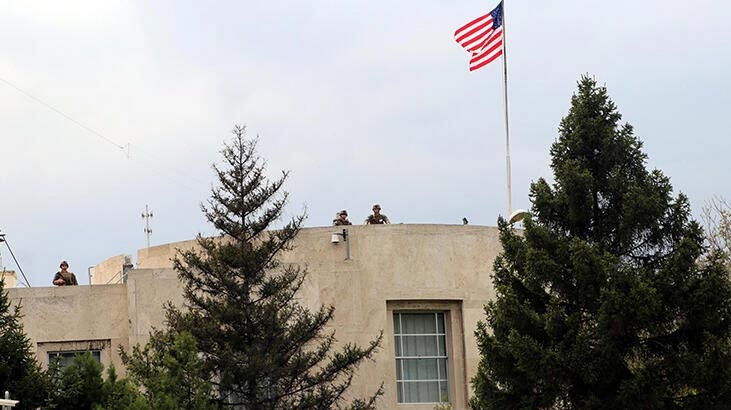 ABD Büyükelçiliği önünde hareketlilik! Çatıdan takip ettiler