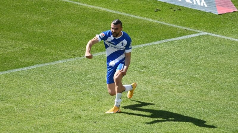 Darmstadt 98 formasıyla gösterdiği performansla dikkatleri üzerine çeken Serdar Dursun,