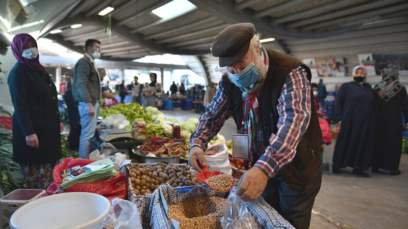 Osmangazi’de tam kapanmada kurulacak pazarlar belli oldu