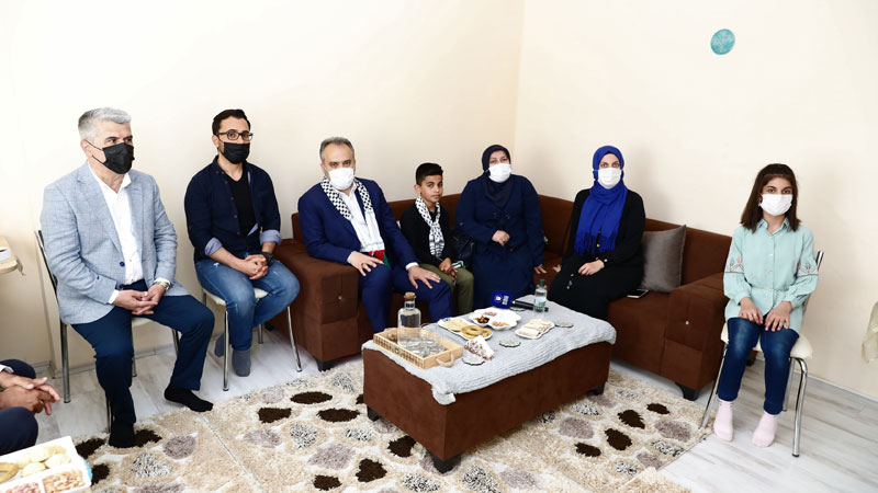 Zulme uğrayan Filistin’e Bursa’da güçlü destek