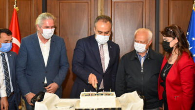 Başkan Aktaş’a doğum günü sürprizi