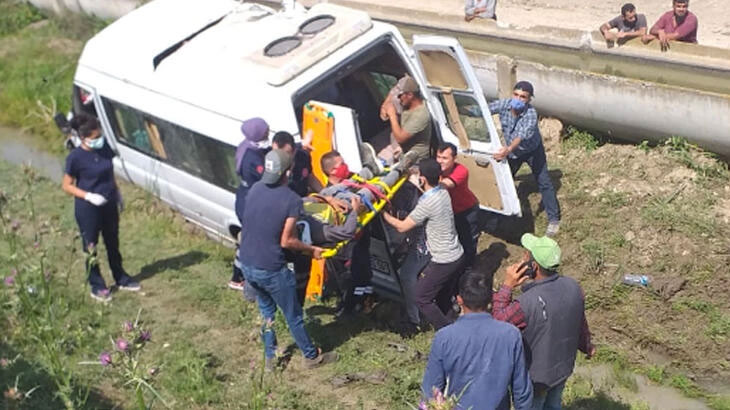 İşçileri taşıyan minibüs kaza yaptı! 2’si ağır 7 yaralı