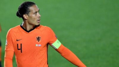 İngiltere Premier Lig ekibi Liverpool'un Hollandalı oyuncusu Virgil van Dijk,
