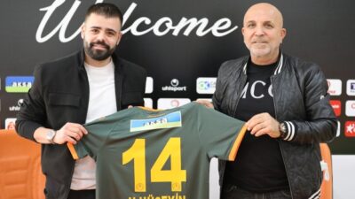 Süper Lig ekiplerinden Aytemiz Alanyaspor futbolcularından Hasan Hüseyin Acar, takımından