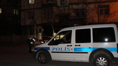 Tartıştığı oğlunu gözünü kırpmadan bıçakladı!