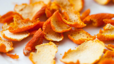 Suyun içine atıp bekletince…