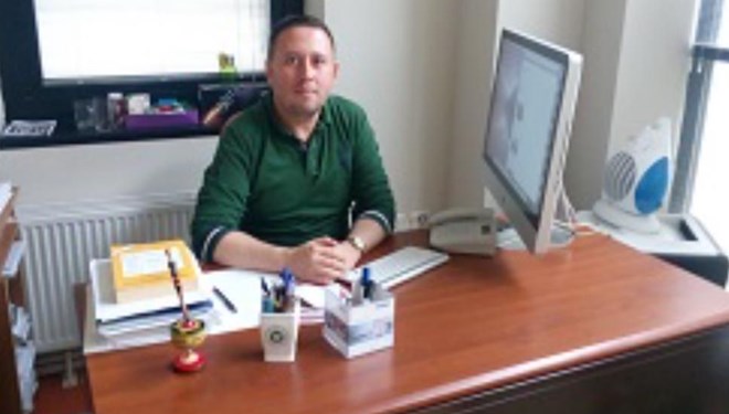 Araştırma görevlisi evinde ölü bulundu