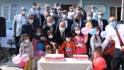 Aydınlık gelecek için kütüphane