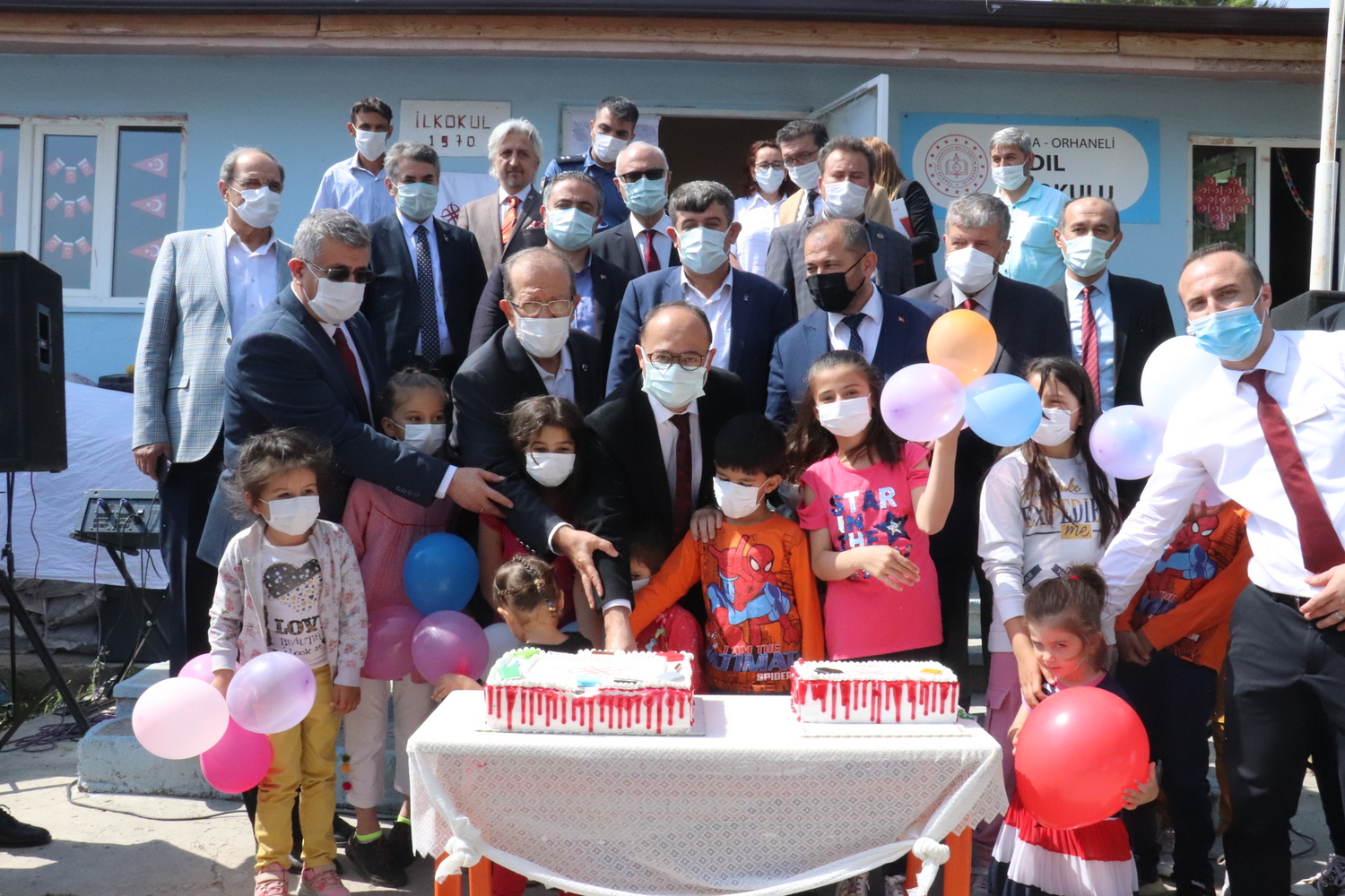 Aydınlık gelecek için kütüphane