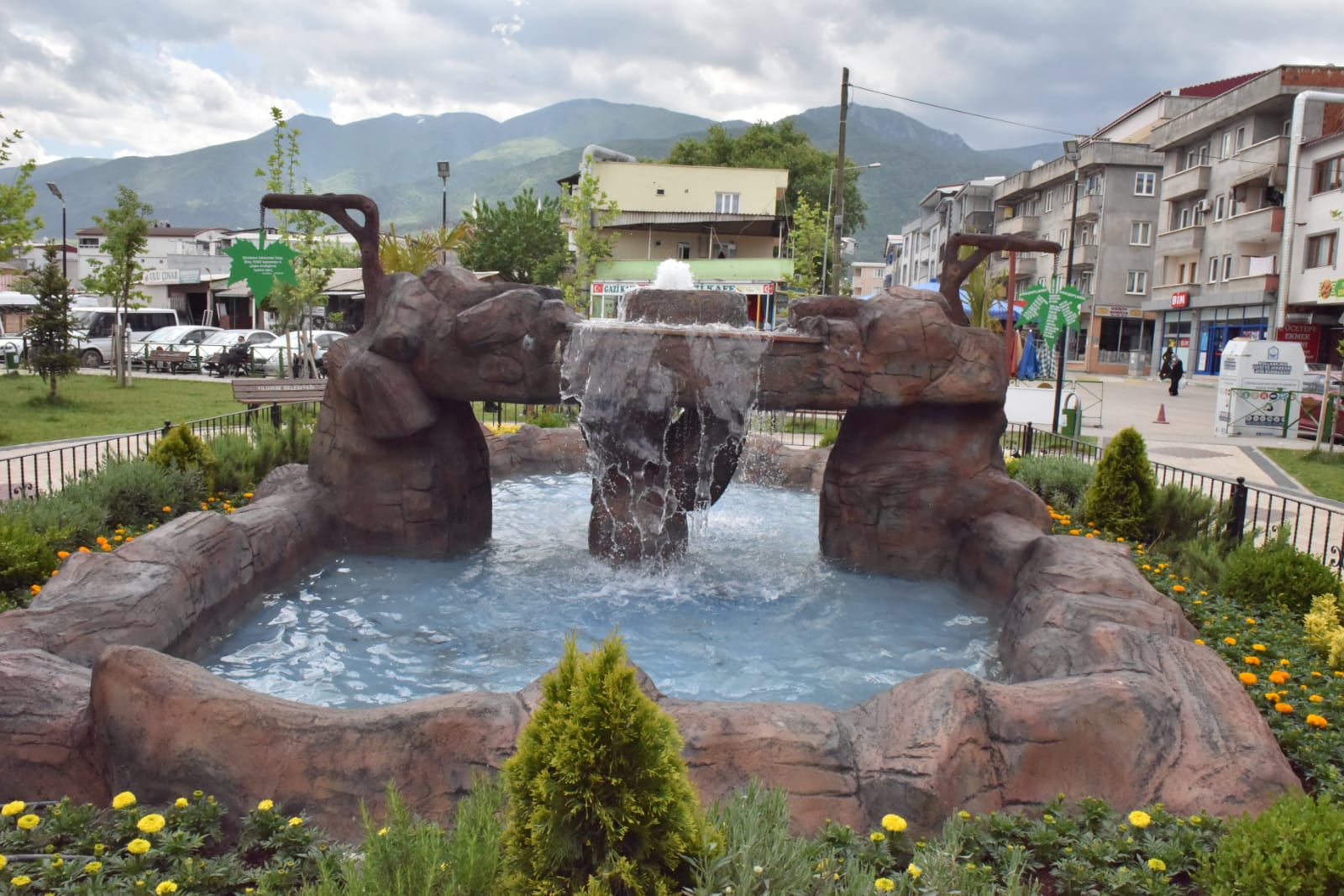 Yıldırım parkları yaza hazır