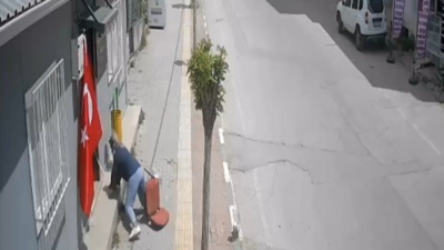 Yer: Bursa… Kendi düştü, bayrağı düşürmedi