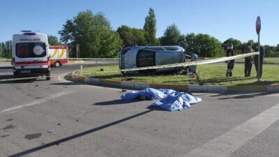 Korkunç kaza! Anne ve kızı feci şekilde can verdi