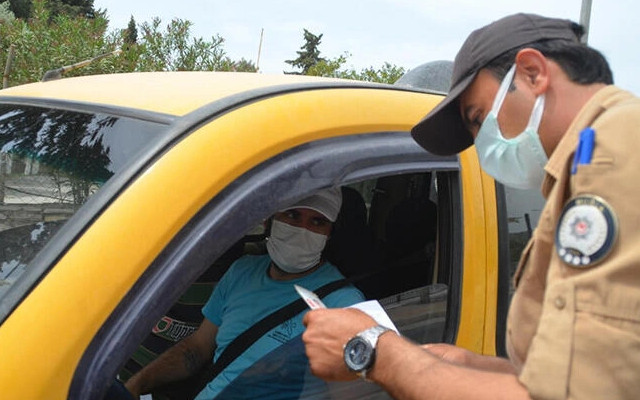 Bakanlık duyurdu: Çalışma izin belgesi 7 Mayıs’a kadar uzatıldı